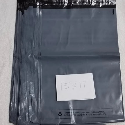 300 BAGS Of 13" X 19" STRONG POLY MAILING POSTAGE POSTAL QUALITY SELF SEAL BAG