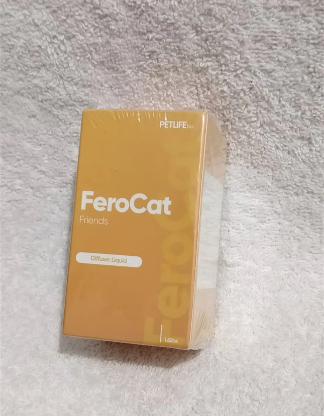 FeroCat friends diffuser liquid cat appeasing pheromone diffuser refill