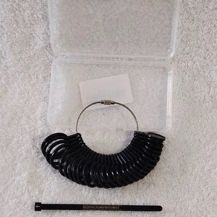 UK / US ring sizer from size 0 to 13 A - Z unisex measures for men and women New