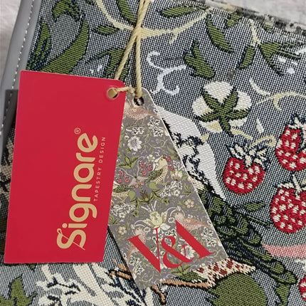 Signare Tapestry Small City Bag Shoulder Casual Work Women HandBag Strawberry